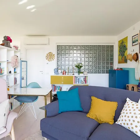 Apartment Aria - Boutique With View - Free Late Check-out, Parking, Early Check-in